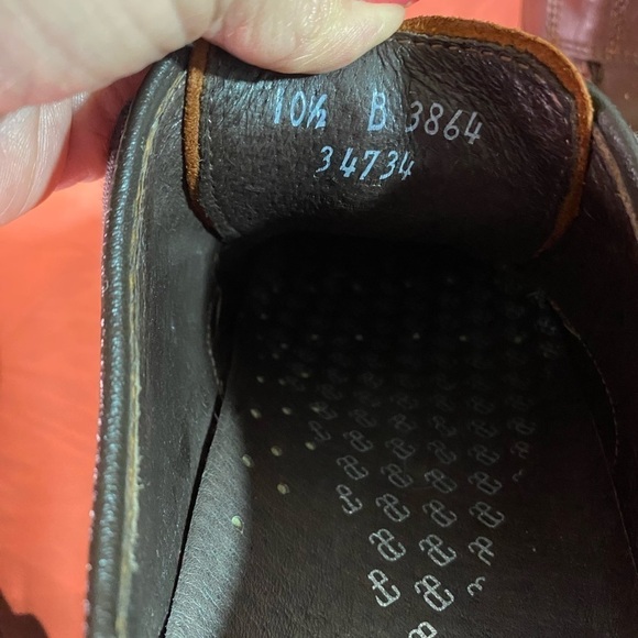 Allen Edmonds 10 1/2B - Picture 11 of 11